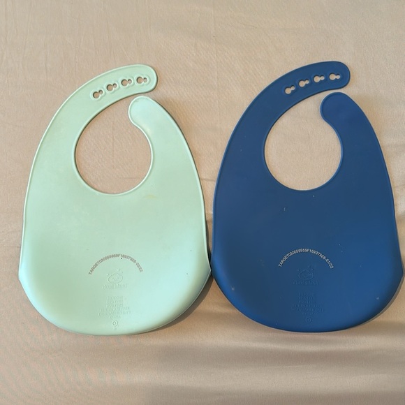 2pk Silicon Bibs with Crumb Catcher - Picture 2 of 2